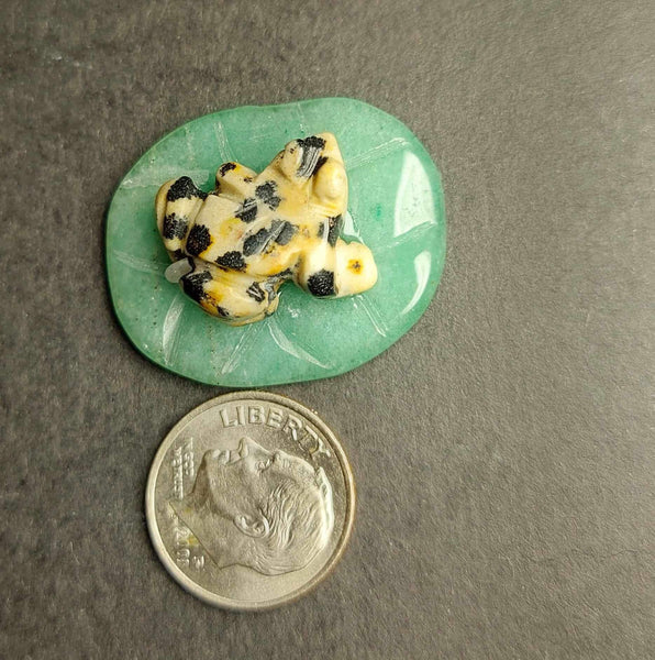 SALE!!! Mini Frog on Lily Pad Crystal Carving