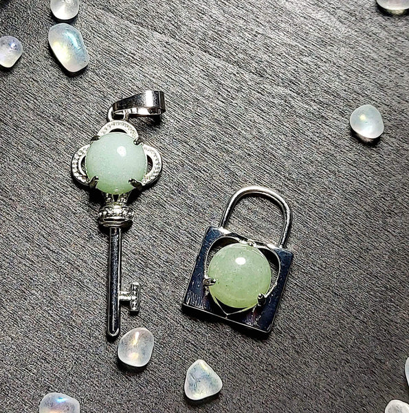 SALE!!! Heart Crystal Lock and Key Pendant Set